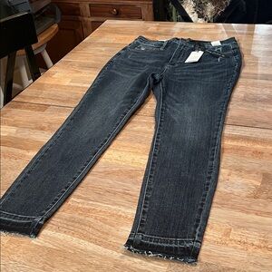 Judy Blue Women's Black Washed Skinny Jeans